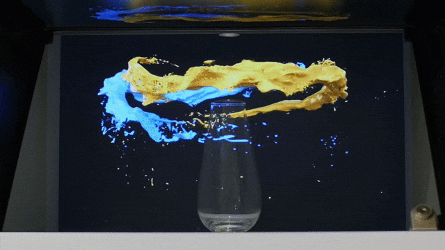 Animated result of mixing primary colors in the experiment.